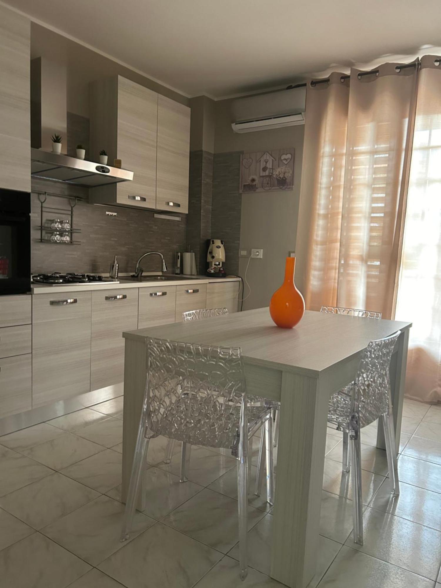Appartamento Relax - Mare Cannizzaro - Aci Castello Catania Exterior foto